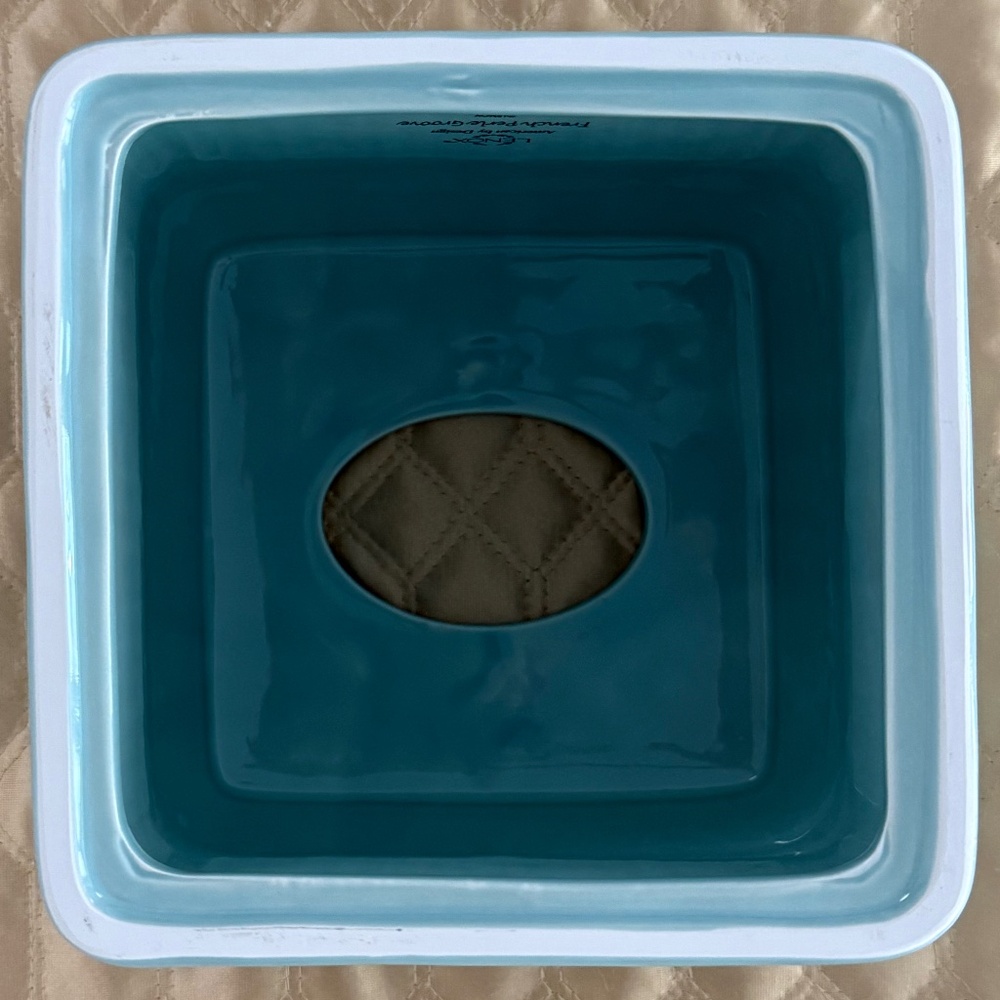 Lenox American by Design French Perle Groove Sq. Ceramic Tissue Holder- Ice Blue - Picture 8 of 10